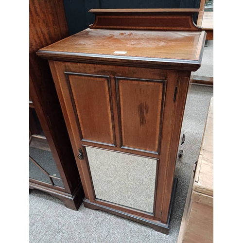 53 - EARLY 20TH CENTURY INLAID MAHOGANY MUSIC CABINET WITH SINGLE MIRROR PANEL DOOR OPENING TO SHELVED IN... 