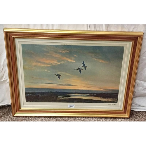 1005 - PETER SCOTT,  THREE MALLARDS SIGNED IN PENCIL, LABEL TO REVERSE GILT FRAMED PRINT 39 X 56 CM