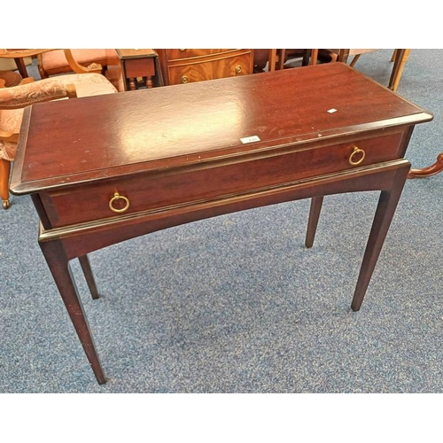 135 - STAG MAHOGANY SIDE TABLE WITH SINGLE DRAWERS.  74 CM TALL X 91 CM WIDE