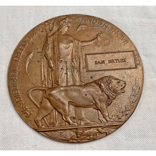 1081 - WW1 DEATH PENNY TO PRIVATE SAM BIRTLES OF THE 1ST/8TH BATTALION THE KINGS LIVERPOOL REGIMENT, DIED 2... 