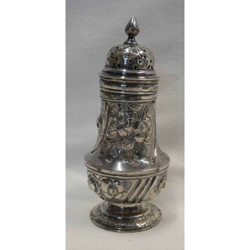 45 - VICTORIAN SILVER SUGAR CASTOR WITH FOLIATE EMBOSSED DECORATION, LONDON 1883 - 12CM TALL, 78G