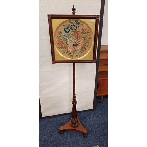 5035 - 19TH CENTURY ROSEWOOD POLE SCREEN WITH DECORATIVE FLORAL TAPESTRY