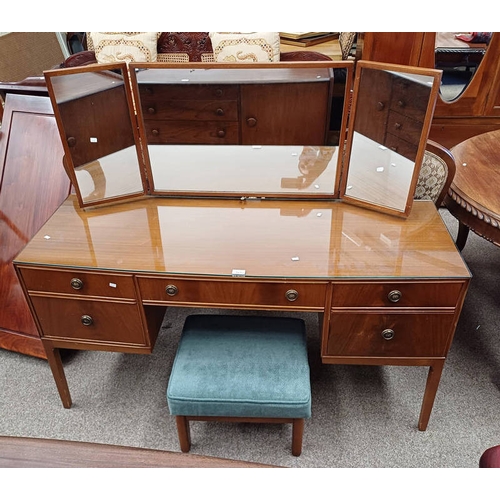 5217 - 20TH CENTURY DRESSING TABLE WITH MIRRORS & 5 DRAWERS ON TAPERED SUPPORTS