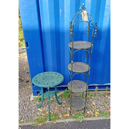 5223 - SMALL METAL CIRCULAR GARDEN TABLE & 4 TIER GARDEN POT STAND, TABLE DIAMETER 46CM