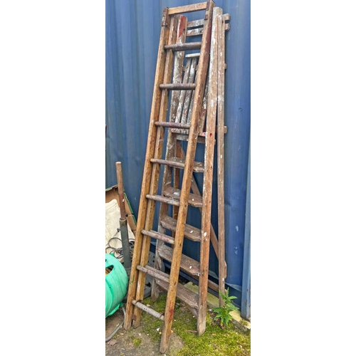 6121 - 2 WOODEN LADDERS