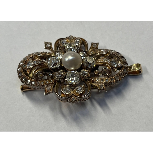 350 - DIAMOND AND CULTURED PEARL SET BROOCH PENDANT,THE CENTRALLY SET PEARL WITHIN A SURROUND OF CUSHION, ... 