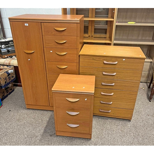 267 - GENTLEMAN'S WARDROBE WITH SINGLE PANEL DOOR & 7 DRAWERS, MATCHING 3 DRAWER BEDSIDE & ONE OTHER CHEST