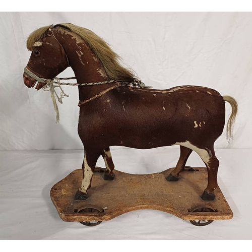 4139 - PULL ALONG HORSE WITH REAL HORSE HAIR, HEIGHT 63 CM