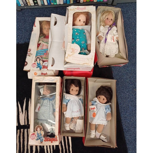 4161 - SELECTION OF VARIOUS STUPSI DOLLS