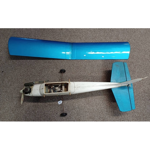 4184 - RADIO CONTROLLED AIRPLANE, WINGSPAN 126 CM