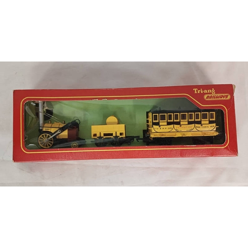 4239 - TRIANG RAILWAYS R346 00 GAUGE. STEPHENSON'S ROCKET TRAIN. BOXED