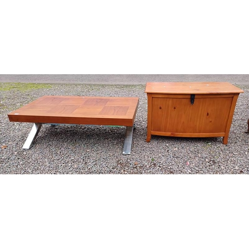 5041 - OAK RECTANGULAR COFFEE TABLE ON METAL X-FRAME SUPPORTS & PINE LINEN BOX, TABLE 130CM LONG