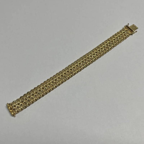 13 - 9CT GOLD BRACELET - 18.7CM LONG, 28.1G