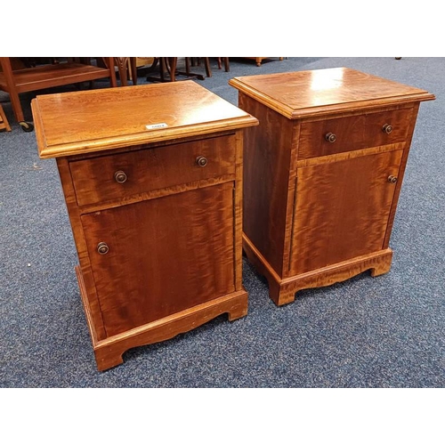 5004 - PAIR OF 20TH CENTURY SATIN BIRCH BEDSIDE CABINETS WITH SINGLE DRAWER OVER PANEL DOOR.  57 CM TALL X ... 