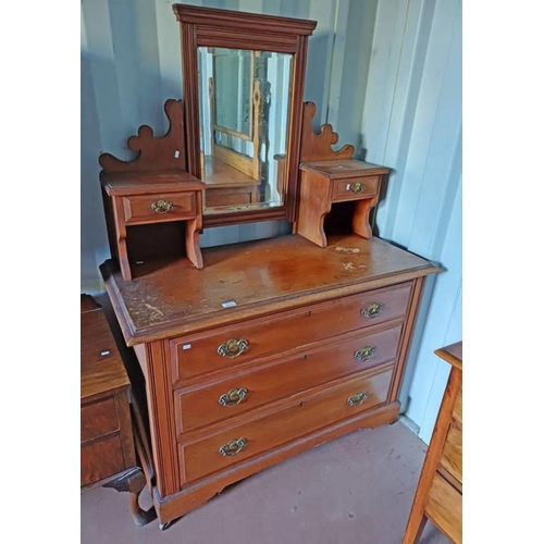 5025 - LATE 19TH CENTURY MAHOGANY DRESSING TABLE WITH MIRROR & 2 FRIEZE DRAWERS OVER 3 LONG DRAWERS, 111 CM... 