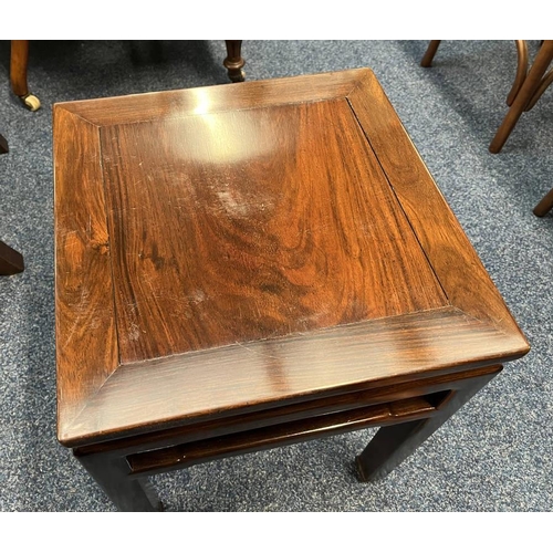 5007 - PAIR OF CHINESE HARDWOOD SQUARE OCCASIONAL TABLES - 39 CM WIDE