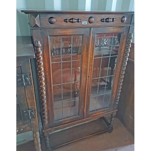 185 - EARLY 20TH CENTURY OAK BOOKCASE WITH 2 LEADED GLASS PANEL DOORS ON BARLEY TWIST SUPPORT 139 CM TALL ... 