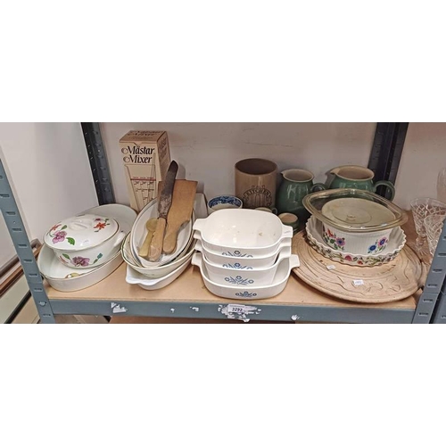 3292 - SELECTION OF VARIOUS PORCELAIN INCLUDING DENBY JUGS, ROYAL WORCESTER DINNERWARE & OTHERS OVER 1 SHEL... 