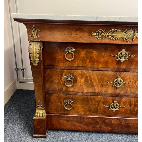 1 - 19TH CENTURY MARBLE TOPPED CONTINENTAL MAHOGANY COMMODE IN THE EMPIRE STYLE WITH 3 LONG DRAWERS & DE... 