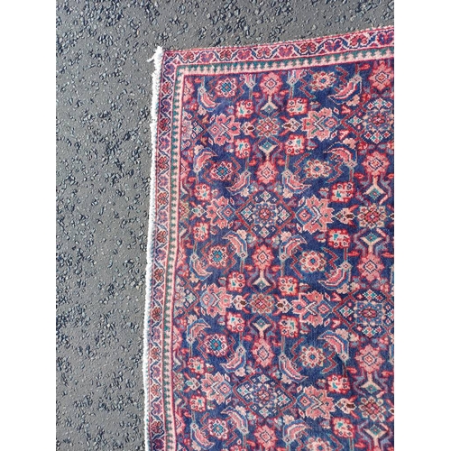 2124 - PERSIAN VILLAGE RUG WITH BESPOKE ALL OVER DESIGN WITH UNIQUE COLOURS 255CM X 173CM