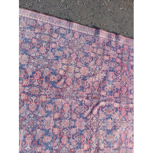 2124 - PERSIAN VILLAGE RUG WITH BESPOKE ALL OVER DESIGN WITH UNIQUE COLOURS 255CM X 173CM