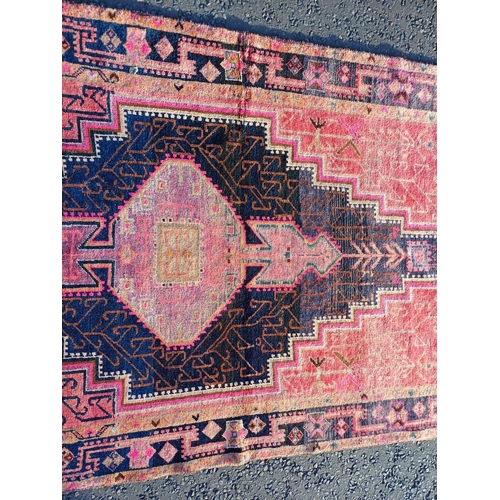 2160 - MULTICOLOURED HAND WOVEN FULL PILE PERSIAN VILLAGE RUG 297 CM X 153CM