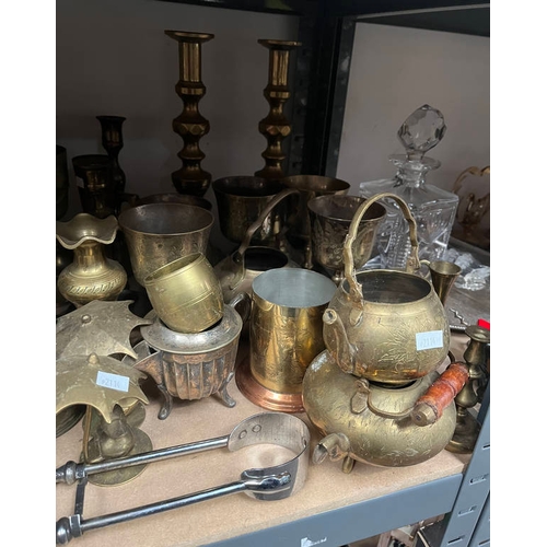 3032A - LARGE SELECTION OF BRASSWARE ON 2 SHELVES