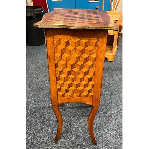 73 - 19TH CENTURY WALNUT CONTINENTAL SMALL CHEST WITH PARQUETRY STYLE INLAY, SHAPED TOP & 3 DRAWERS ON SH... 