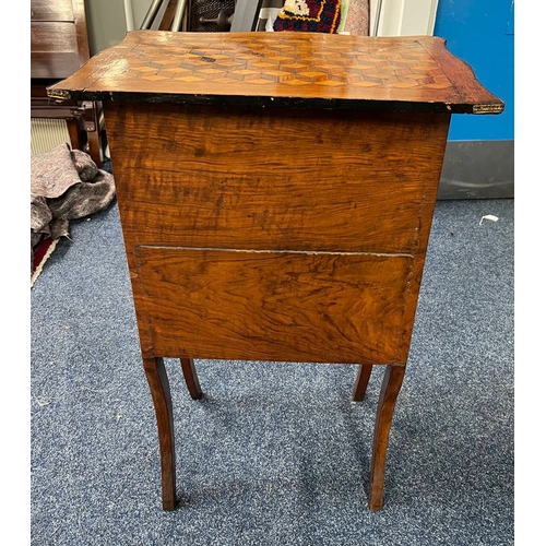 73 - 19TH CENTURY WALNUT CONTINENTAL SMALL CHEST WITH PARQUETRY STYLE INLAY, SHAPED TOP & 3 DRAWERS ON SH... 