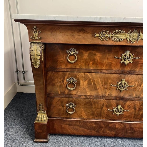 1 - 19TH CENTURY MARBLE TOPPED CONTINENTAL MAHOGANY COMMODE IN THE EMPIRE STYLE WITH 3 LONG DRAWERS & DE... 