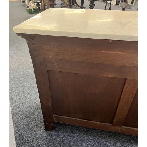 1 - 19TH CENTURY MARBLE TOPPED CONTINENTAL MAHOGANY COMMODE IN THE EMPIRE STYLE WITH 3 LONG DRAWERS & DE... 