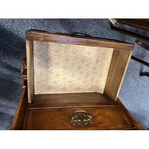 131 - PAIR OF LATE 19TH CENTURY WALNUT BEDSIDE CHESTS OF DRAWERS ON SHAPED SUPPORTS - 72 CM TALL