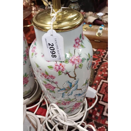 2098 - PAIR OF FLORAL DECORATED PORCELAIN TABLE LAMPS, 3 PICTURE WALL LIGHTS, ETC