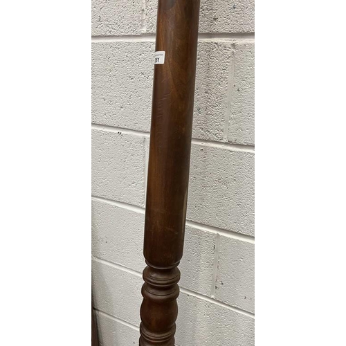 261 - PAIR OF 19TH CENTURY MAHOGANY 4 POSTER BED POSTS - 254 CM TALL