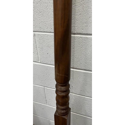 261 - PAIR OF 19TH CENTURY MAHOGANY 4 POSTER BED POSTS - 254 CM TALL