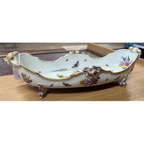 3021 - DRESDEN AUGUSTUS REX PORCELAIN OBLONG DISH WITH TWIN DOG HEAD HANDLES - 33 CM LONG, PAIR MEISSEN POR... 