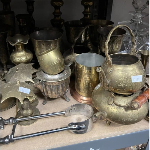 3032A - LARGE SELECTION OF BRASSWARE ON 2 SHELVES