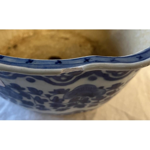 3282 - CHINESE BRONZE SILK IRON WITH FLAT WOODEN HANDLE & CHINESE BLUE & WHITE FLORAL DECORATED FLOWER POT ... 