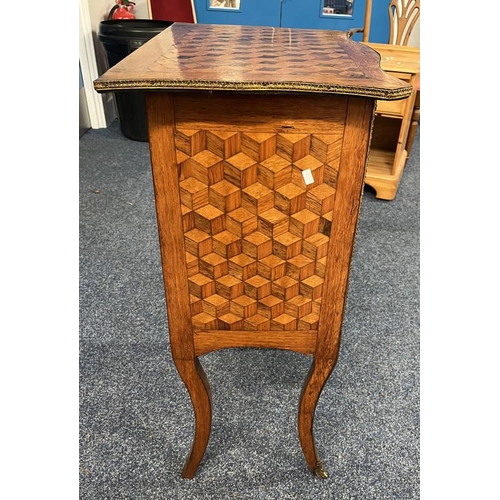 73 - 19TH CENTURY WALNUT CONTINENTAL SMALL CHEST WITH PARQUETRY STYLE INLAY, SHAPED TOP & 3 DRAWERS ON SH... 