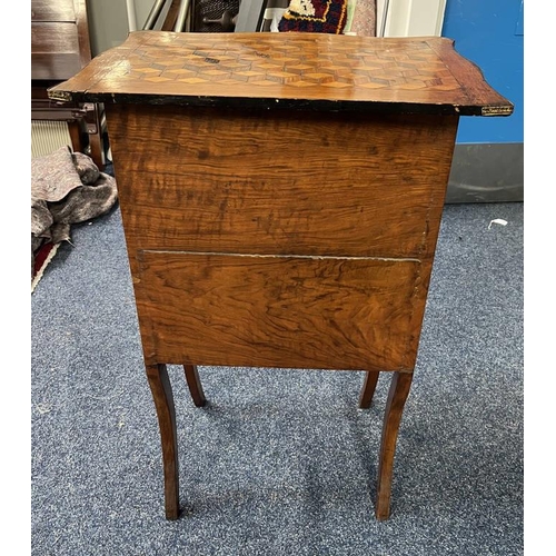 73 - 19TH CENTURY WALNUT CONTINENTAL SMALL CHEST WITH PARQUETRY STYLE INLAY, SHAPED TOP & 3 DRAWERS ON SH... 