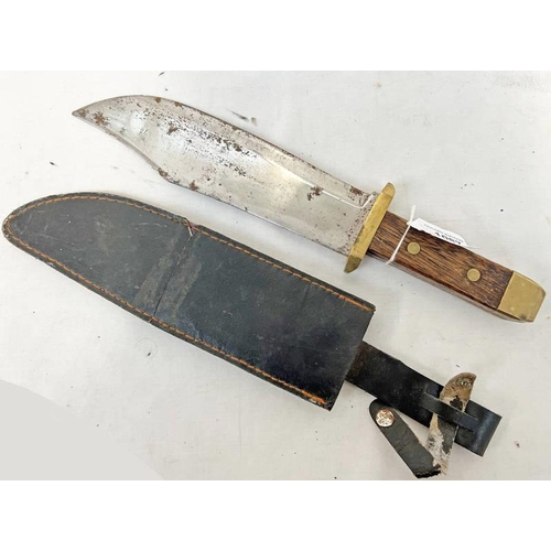 1042 - BOWIE KNIFE WITH LARGE 23CM LONG CHARACTERISTIC BLADE, BRASS GUARD, WOODEN GRIP SCALES & A BRASS POM... 