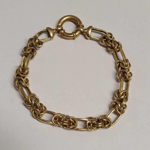 26 - ITALIAN 18K GOLD FANCY LINK BRACELET - 22CM LONG, 18.0G, AS FOUND