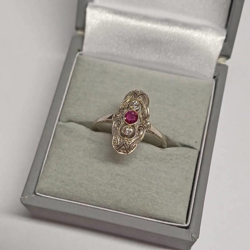 343 - 14CT GOLD RUBY & DIAMOND SET PLAQUE RING WITH PIERCED DECORATIVE - RING SIZE P, 2.9 G