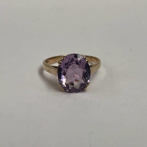 347 - 9CT GOLD AMETHYST SET RING, SIZE P