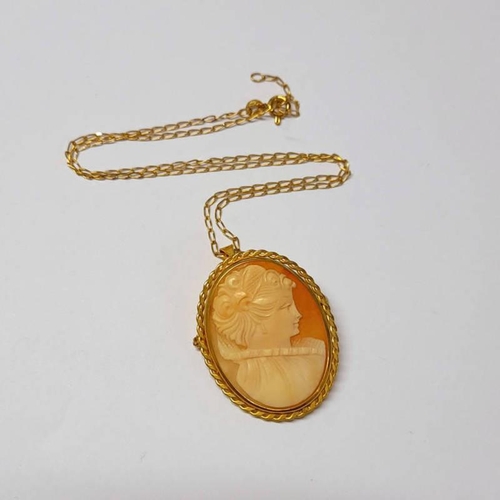 414 - 9CT GOLD CAMEO BROOCH PENDANT ON A 9CT GOLD CHAIN - 7.4 G