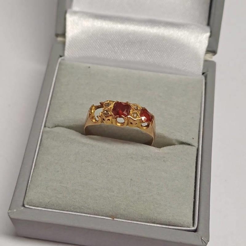 417 - 15CT GOLD RUBY & DIAMOND SET RING IN SCROLL SETTING - 1.8G, RING SIZE M, STONE MISSING