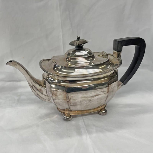 620 - SILVER TEAPOT, SHEFFIELD 1956, 760G