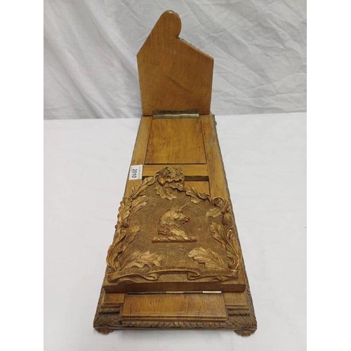 1376 - LATE 19TH OR EARLY 20TH CENTURY WALNUT BOOK SLIDE WITH CARVED ENDS, ENDS CARVED WITH FOLIAGE & CROSS... 