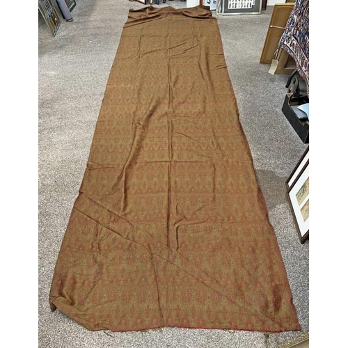 1449 - RED GROUND PAISLEY SHAWL, 390 X 108CM