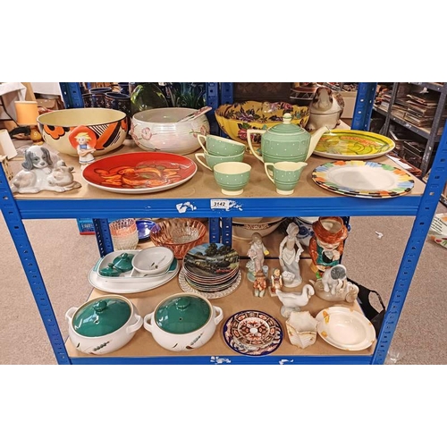 3142 - SELECTION OF VARIOUS ITEMS INCLUDING LLADRO & NAO FIGURES, ROYAL CROWN DERBY DISHES, POOLE POTTERY P... 